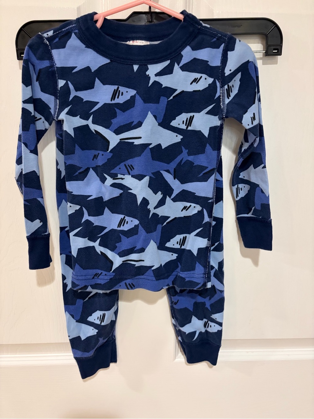 Hanna Andersson Boys Blue Shark Long Sleeve Pajamas size 90 / 3T